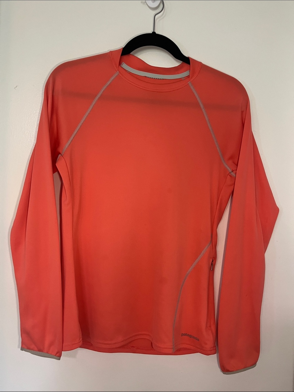 Patagonia Sunshade Crew Long Sleeve Rashguard Sun Shirt Coral - Small